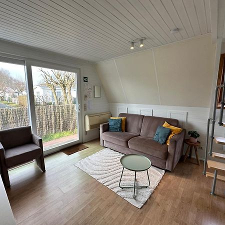 Gezellige Chalet In Nieuwpoort - Opkuis Inbegrepen In De Prijs Oostduinkerke Zewnętrze zdjęcie