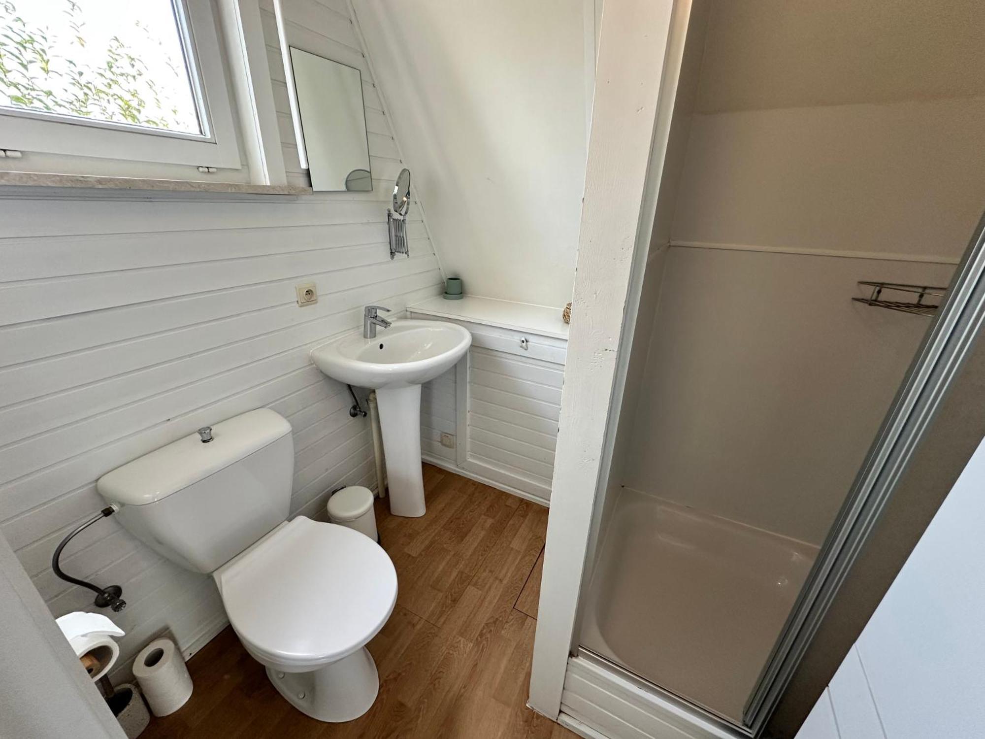 Gezellige Chalet In Nieuwpoort - Opkuis Inbegrepen In De Prijs Oostduinkerke Zewnętrze zdjęcie