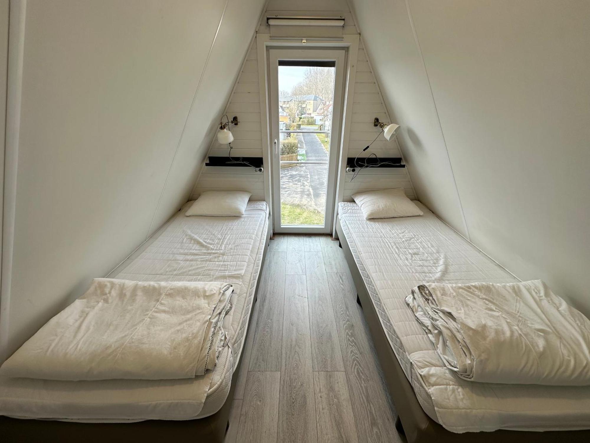 Gezellige Chalet In Nieuwpoort - Opkuis Inbegrepen In De Prijs Oostduinkerke Zewnętrze zdjęcie