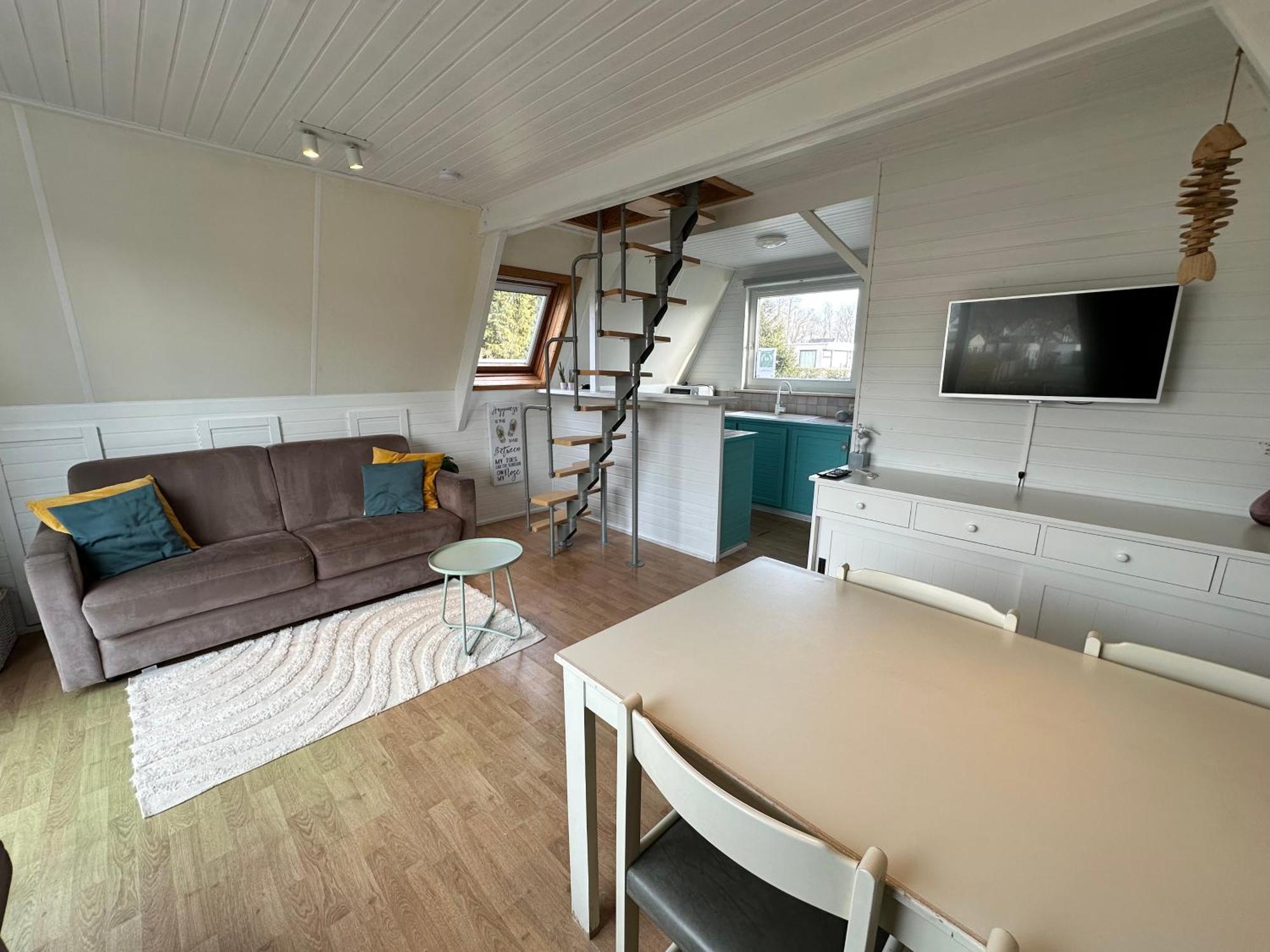 Gezellige Chalet In Nieuwpoort - Opkuis Inbegrepen In De Prijs Oostduinkerke Zewnętrze zdjęcie